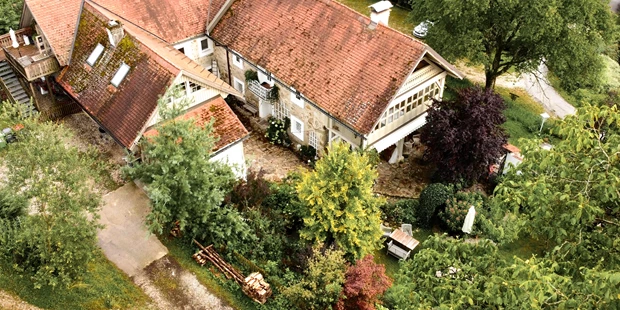 Tagungshotels - Flair: entspannt - Österreich - Das 400 Jahre alte Landhaus, umgeben von Natur lädt ein um in aller Ruhe und weitab vom Alltag zu arbeiten, auch wenn Steyr nur 10 Autominuten entfernt ist.
 - Großkandlerhaus