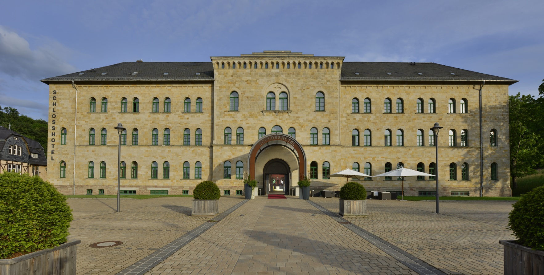 Seminarraum - Hoteleingang / Parkplatz - Schlosshotel Blankenburg