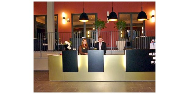 Tagungshotels - Mahlzeiten: Buffetform möglich - Altenbrak - Empfang - Schlosshotel Blankenburg