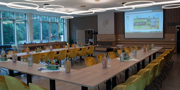 Tagungshotels - Mahlzeiten: Buffetform möglich - Kleßen-Görne - Hotel Waldschlösschen Kyritz