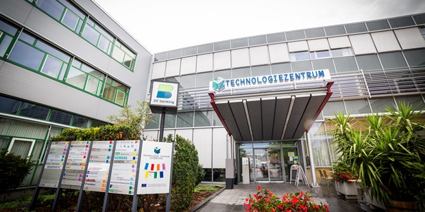 Tagungshotels - Bühne - Lackenbach - Die Seminarlocation "Technologiezentrum Eisenstadt" im Burgenland. - Seminarräume Technologiezentrum Eisenstadt
