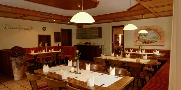 Tagungshotels - Bad Ditzenbach - rutsikale Stube - Hotel Restaurant Talblick