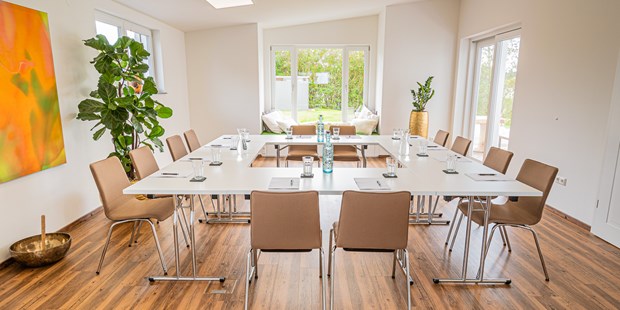 Tagungshotels - Mahlzeiten: Frühstück - Nöhagen - Veranstaltungs- und Seminarraum - das MOH Seminar- und Praxisräume
