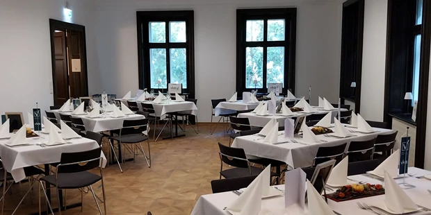 Tagungshotels - Mahlzeiten: Buffetform möglich - Elz (Lasberg) - Das Bergschlössl am Froschberg