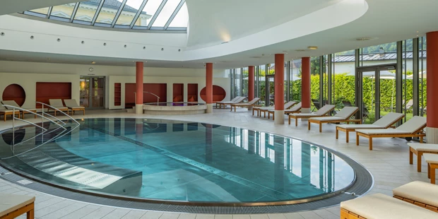 Tagungshotels - Mahlzeiten: Hotelbar - Gmundnerberg - Indoor Pool - Villa Seilern