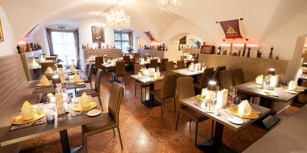 Tagungshotels - Gastronomie: Eigene regionale Küche - Hof (Tiefgraben) - Schlosshotel Mondsee