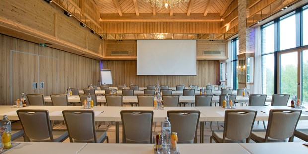 Tagungshotels - Kulinarik-Incentive: Haubenküche - Obermieming - Chalet 2 - parlamentarische Bestuhlung - Greenvieh Chalet