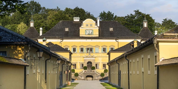 Tagungshotels - Beamer und Leinwand - Elsbethen - Schloss Hellbrunn - Schloss Hochparterre