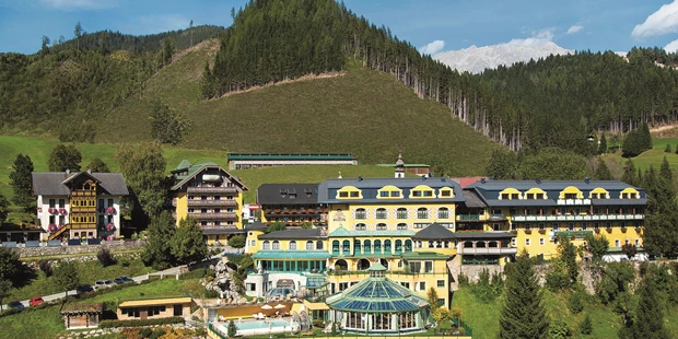 Tagungshotels - Kultur-Incentive: Helikopter-Rundflug - Steiermark - Das Hotel Pichlmayrgut für eure Tagung in der Steiermark. - Hotel Pichlmayrgut