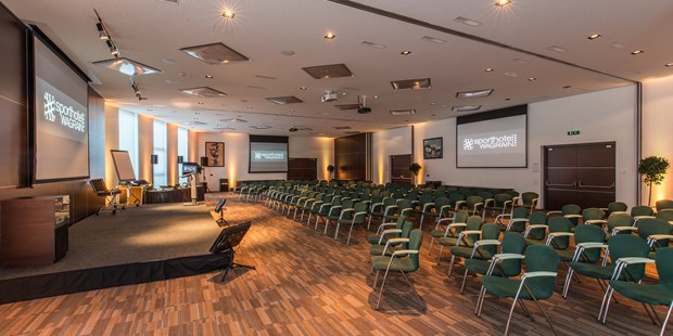 Tagungshotels - Kameraüberwachung - Vorderschneeberg - Tagungsraum für bis zu 400 Personen - Sporthotel Wagrain