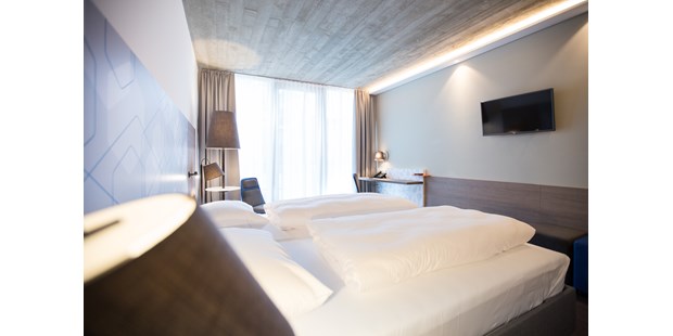 Tagungshotels - barrierefrei: komplett - Marquartstein - Doppelzimmer "Grande"
(insg. 85 Zimmer im Hotel verfügbar, sowohl zur Einzel-, als auch zur Doppelbelegung) - arte Hotel Kufstein