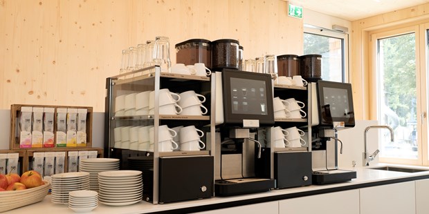 Tagungshotels - Freizeit-Incentive: Billard - Vogt - Kaffeeküche zum selbst bedienen..  - Seminarerlebnis am Pfänder