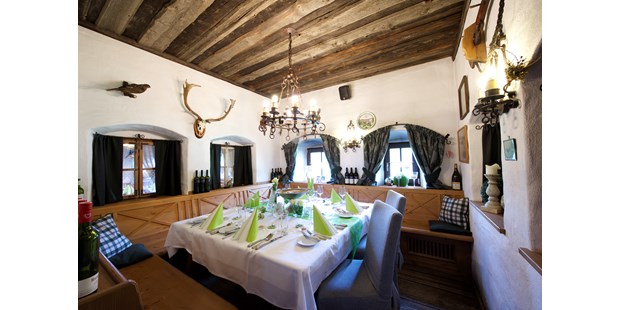 Tagungshotels - Gastronomie: Eigene regionale Küche - Puchberg (Wels) - Wüdara-Stubn in der Tiroler Alm - Eidenberger Alm