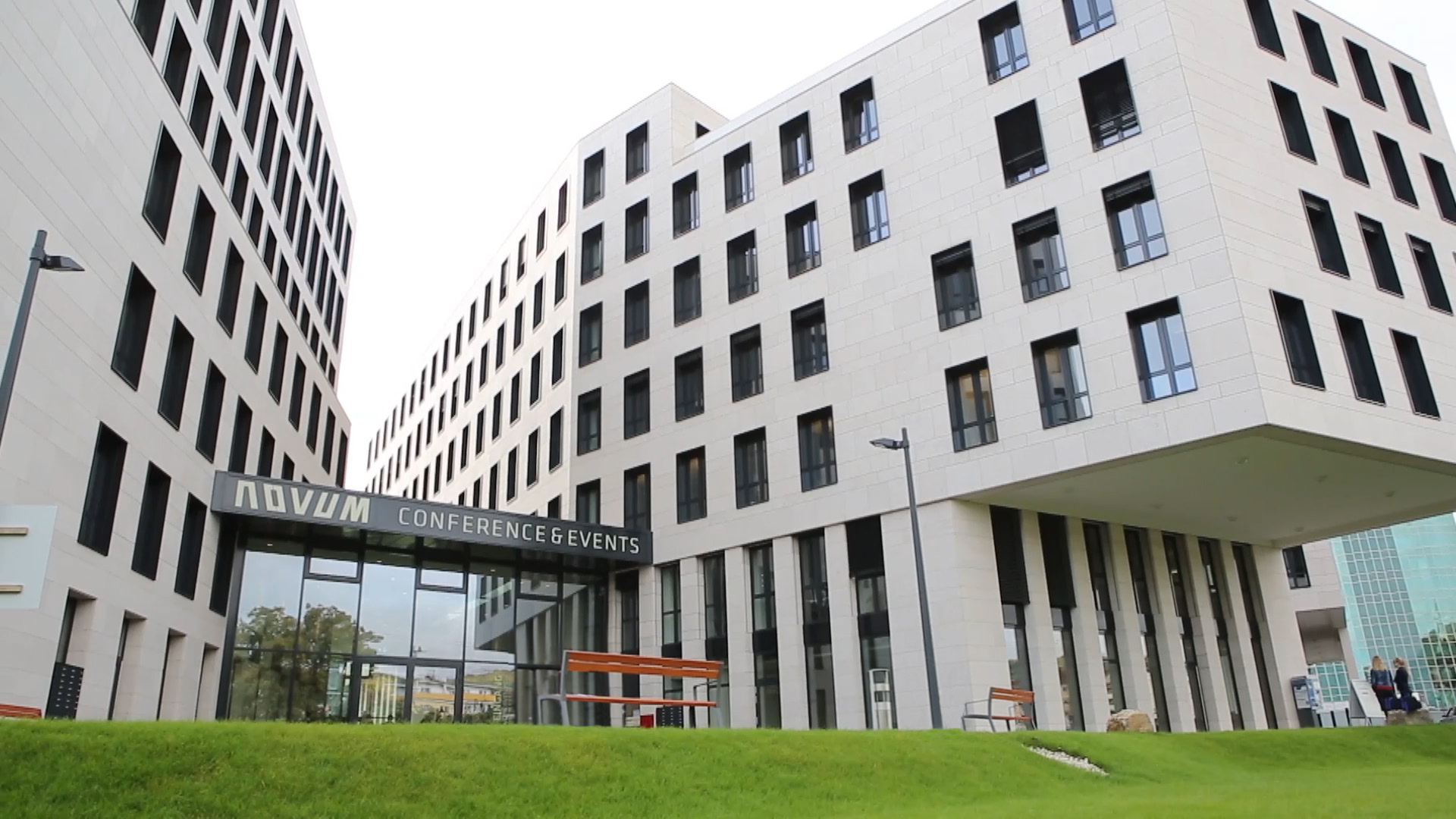 Seminarraum - NOVUM Außenansicht - NOVUM Conference & Events