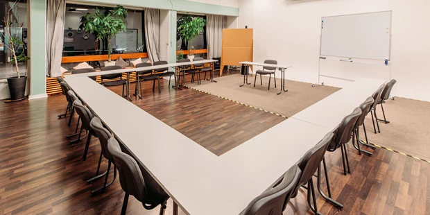 Tagungshotels - Art der Location: Meetingroom - Großziethen - Hektor Space