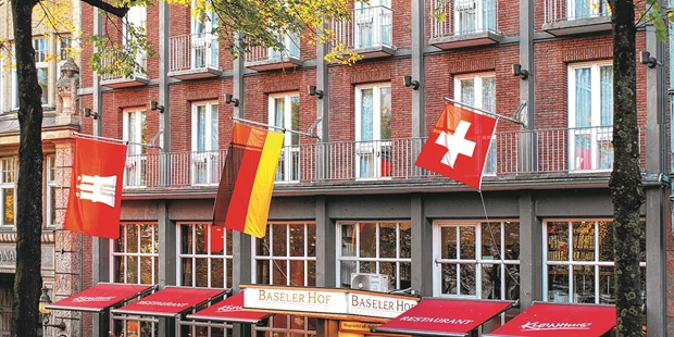Tagungshotels - Bildschirm - Tremsbüttel - Kleinhuis Hotel Baseler Hof Hamburg