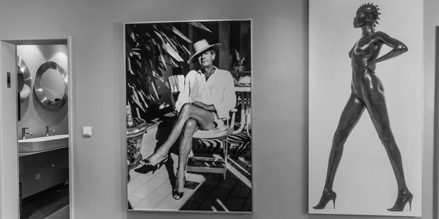 Tagungshotels - Flair: entspannt - Deutschland - Helmut Newton Galerie - Rheinloft Cologne - RHEINLOFT COLOGNE