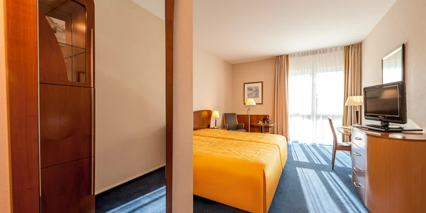 Tagungshotels - Zimmerkategorie: 4 Sterne Superior - Dößel - Standardzimmer - Dorint Hotel Charlottenhof Halle (Saale)