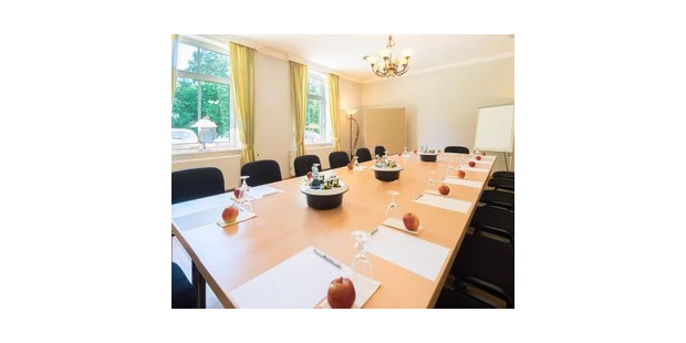 Tagungshotels - Mahlzeiten: Buffetform möglich - Watzkendorf - Meetingraum Lindenstube - Seehotel Heidehof