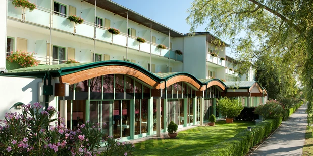 Tagungshotels - Rednerpult - Parndorf / Pandrof - Hotel Wende****