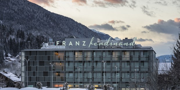 Tagungshotels - Adventure-Incentive: Wandern - Schlußnig - Außenaufnahme Winter - Arena Franz Ferdinand Nassfeld