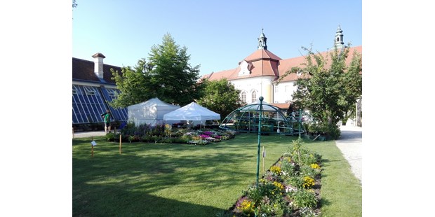 Tagungshotels - geeignet für: Tagung - Gewerbepark (Saxen) - Stift Seitenstetten mit historischen Hofgarten -  Stift Seitenstetten - Meierhof