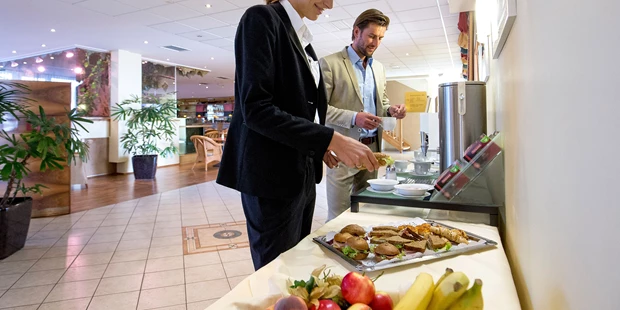 Tagungshotels - Gastronomie: Eigene regionale Küche - Fölling - NOVAPARK Flugzeughotel Graz