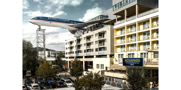Tagungshotels - Beamer und Leinwand - Niederschöckl - NOVAPARK Flugzeughotel Graz