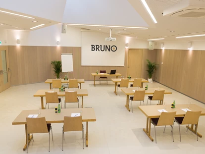 Tagungshotels - Art der Location: Meetingroom - Österreich - Der kleine Seminarraum des BRUNO in Brunn am Gebirge. - BRUNO