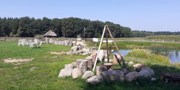 Tagungshotels - PLZ 16837 (Deutschland) - Uriger Bauernhof in Alleinlage Pferdehof Kneipe Saal
