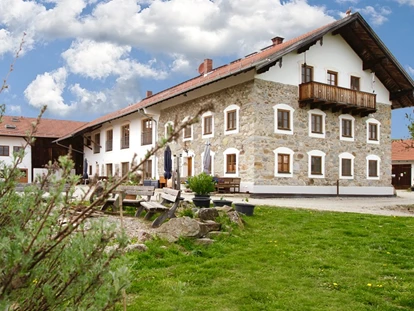 Tagungshotels - Abhörsicher: Einzelne Räume - Seminarhaus Lamplstätt Aussenansicht
 - Seminarhaus Lamplstätt