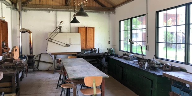 Tagungshotels - Beamer und Leinwand - Kunsthof Stünzbach