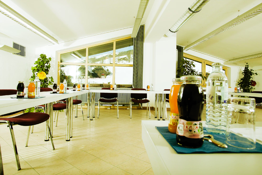 Eva,VILLAGE Saalbach Hinterglemm  Räume Seminarraum am Rooftop von Saalbach 