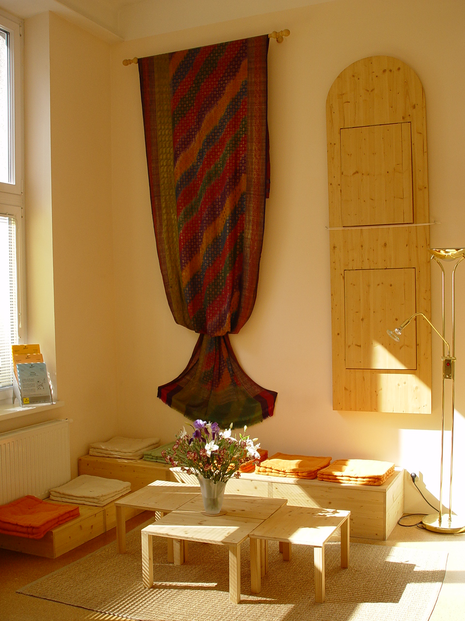 Tagungshotels - Brunn am Gebirge - Die Lobby - gemütlich beisammen sitzen - oder auch den Esstisch runterklappen! - zeiTraum 1070 Wien