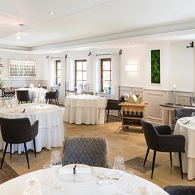Seminarraum: Fine dining im MAYER's Restaurant. Ausgezeichnet mit 2 Sternen Guide Michelin. - Schloss Prielau