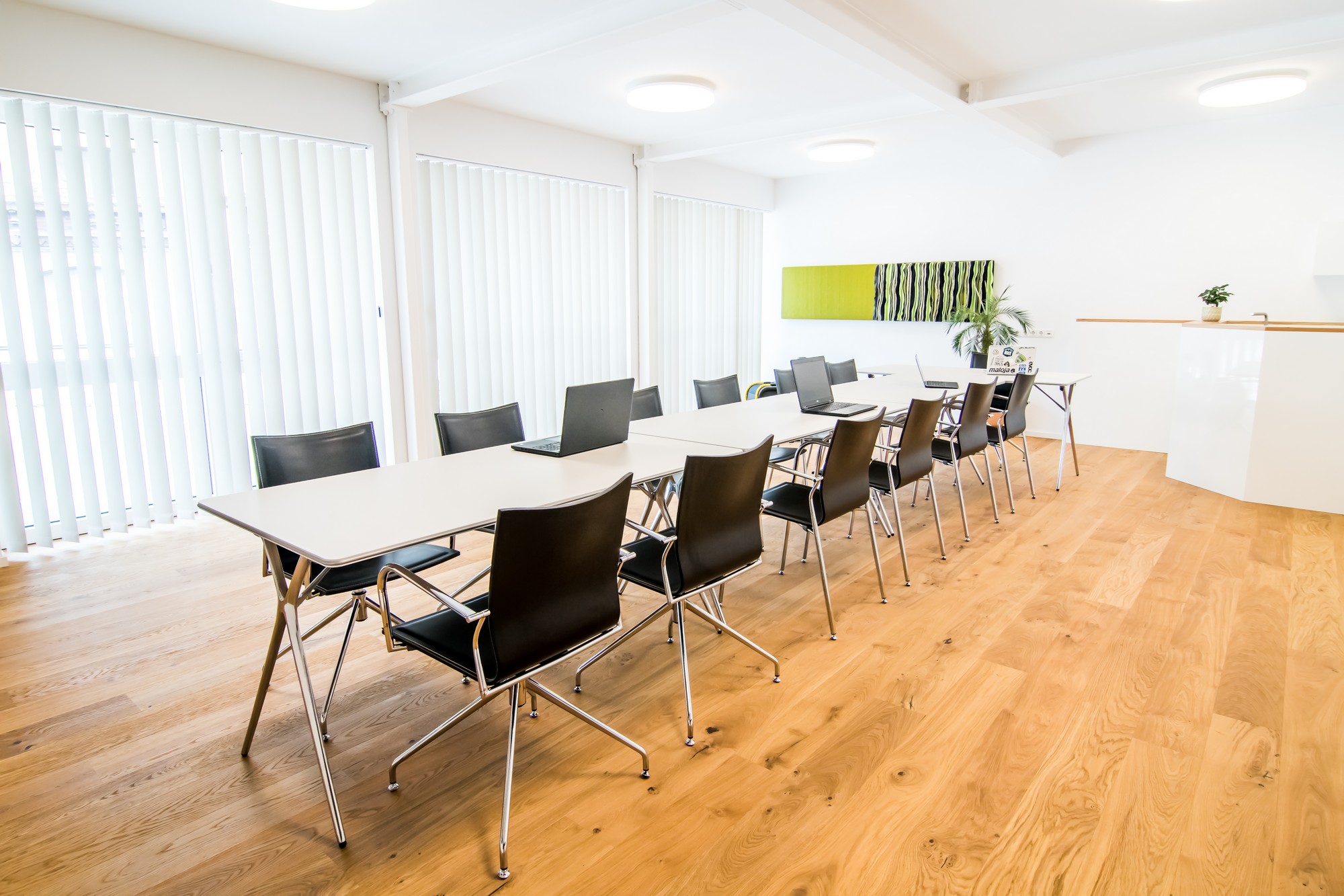 Tagungshotels - Lenzing (Lenzing) - Seminarraum im baadhaus in Traunkirchen - baadhaus