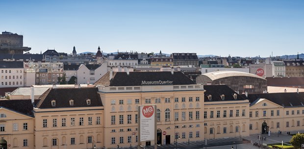 Tagungshotels - Flair: ausgefallen - MQ Front Ansicht, Foto © Alexander Eugen Koller - MuseumsQuartier Wien