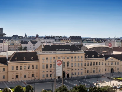 Tagungshotels - Portier: kein Portier - MQ Front Ansicht, Foto © Alexander Eugen Koller - MuseumsQuartier Wien