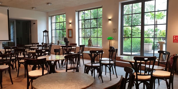 Tagungshotels - Beamer und Leinwand - SILENT LOFT & SMALL LOFT im FILMQUARTIER WIEN