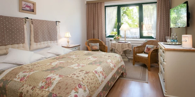Tagungshotels - Beamer und Leinwand - Doppelzimmer Landseite - Das Landhaus am See Alte Eichen
