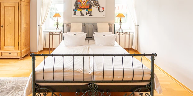Tagungshotels - Beamer und Leinwand - Juniorsuite zur Seeseite - Das Landhaus am See Alte Eichen