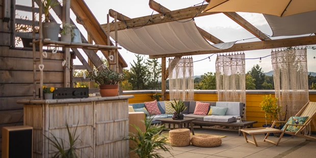 Tagungshotels - Beamer und Leinwand - GAZbar
