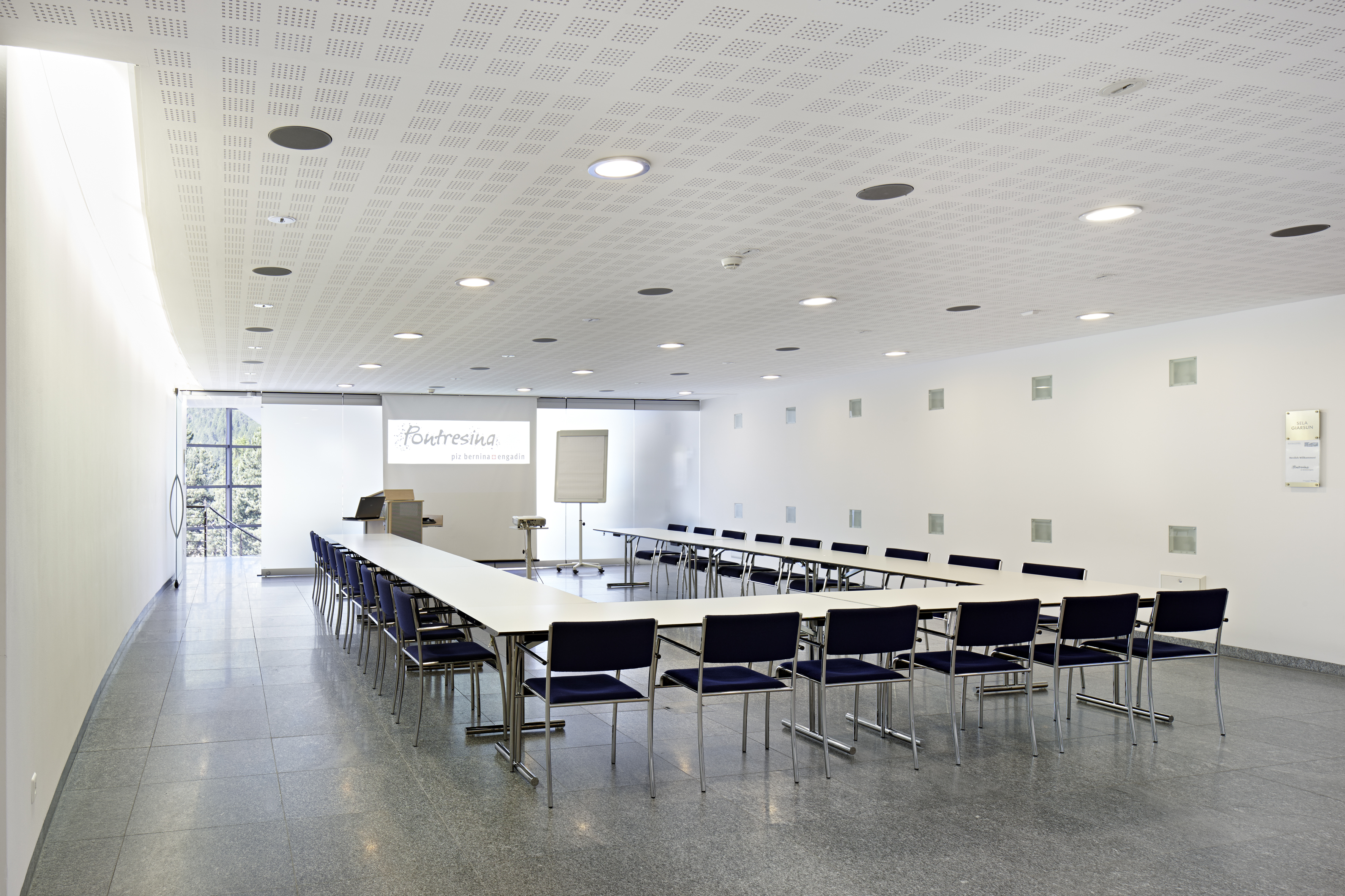 Seminarhotel SARATZ & Kongress- und Kulturzentrum Pontresina Räume Sela Morteratsch & Foyer 2