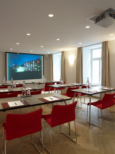 Seminarhotel SARATZ & Kongress- und Kulturzentrum Pontresina Räume Sela Languard