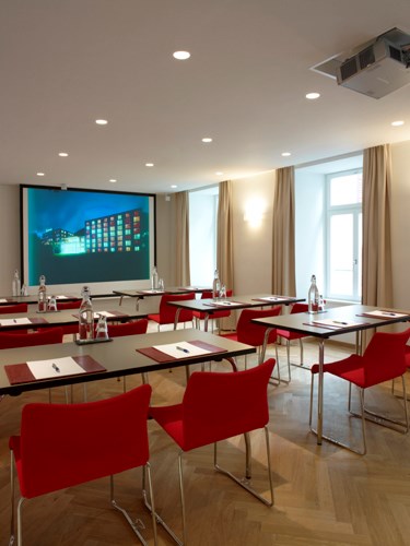 Seminarhotel SARATZ & Kongress- und Kulturzentrum Pontresina Räume Sela Languard