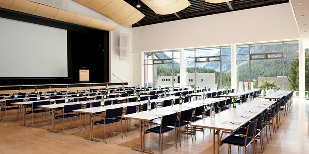 Tagungshotels - PLZ 7504 (Schweiz) - Seminarraum Sela Arabella - Seminarhotel SARATZ & Kongress- und Kulturzentrum Pontresina