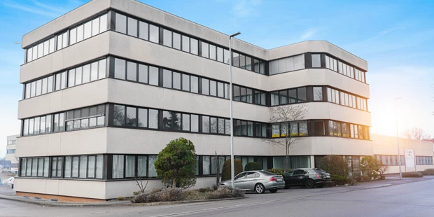 Tagungshotels - Beamer und Leinwand - Businesspark Rheinfelden