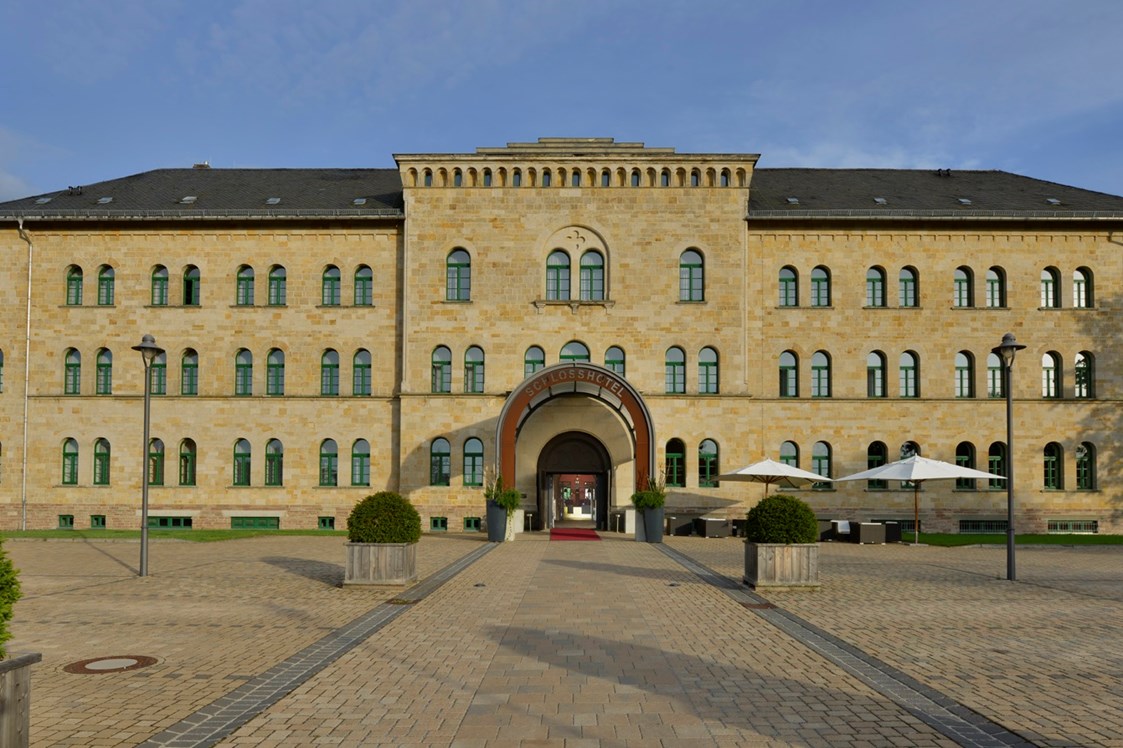 Seminarraum: Hoteleingang / Parkplatz - Schlosshotel Blankenburg