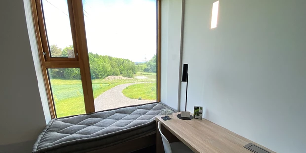 Tagungshotels - Beamer und Leinwand - Schreibtisch  - Avaneo Hotel Marktredwitz