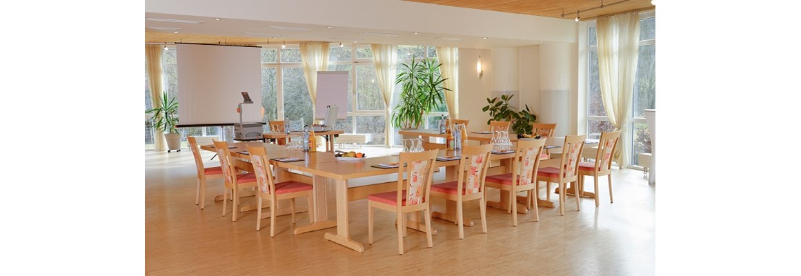 Seminarraum: Runder Saal - Hotel Restaurant Talblick